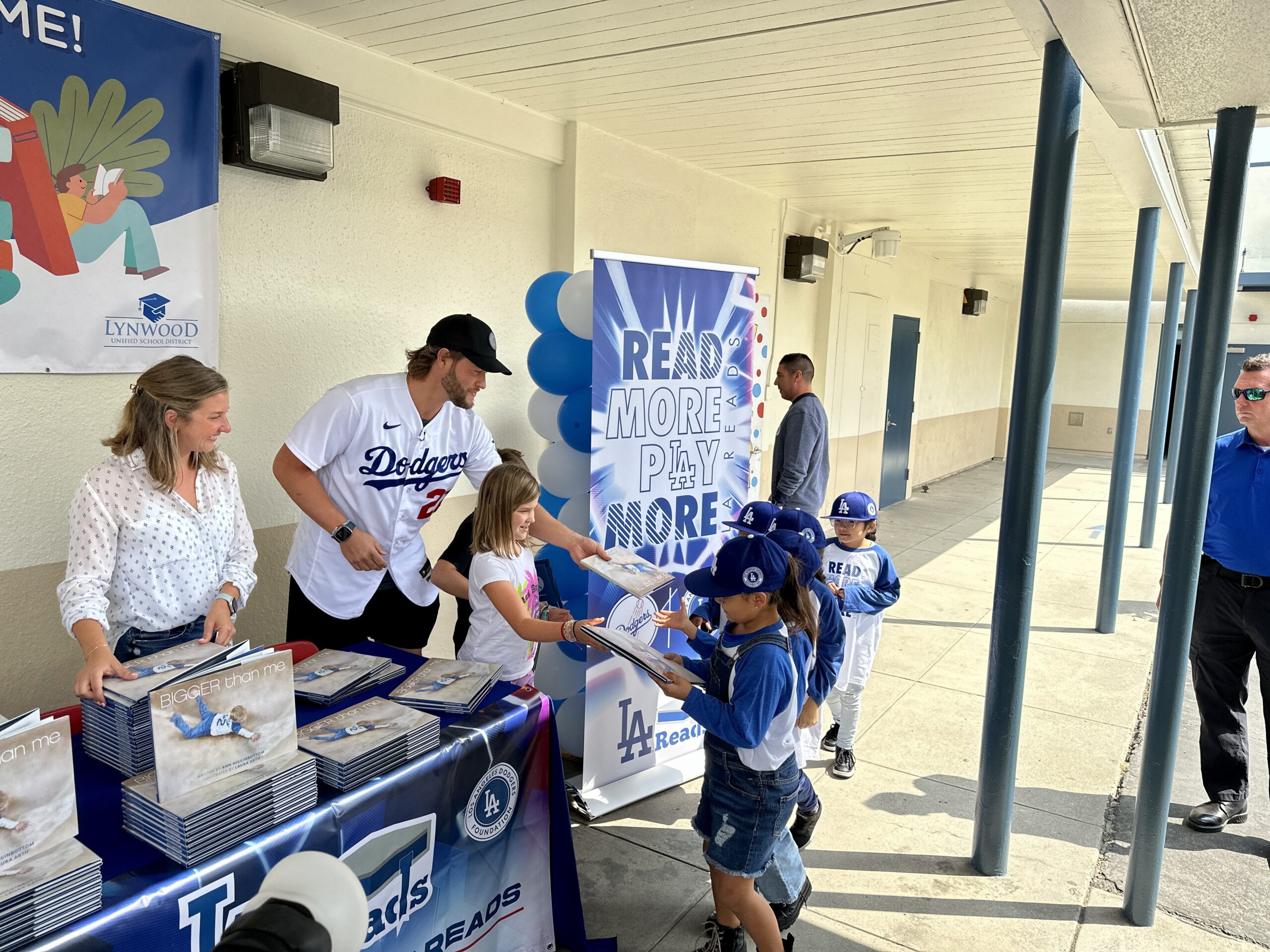 Clayton Kershaw of the Los Angeles Dodgers and his family poses