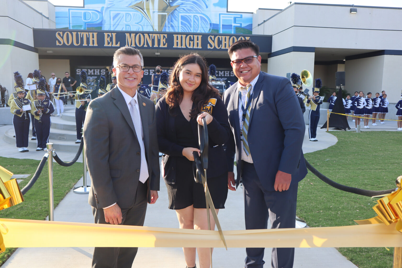 El Monte Union Hosts RibbonCutting Ceremony, Reveals Quad Renovation