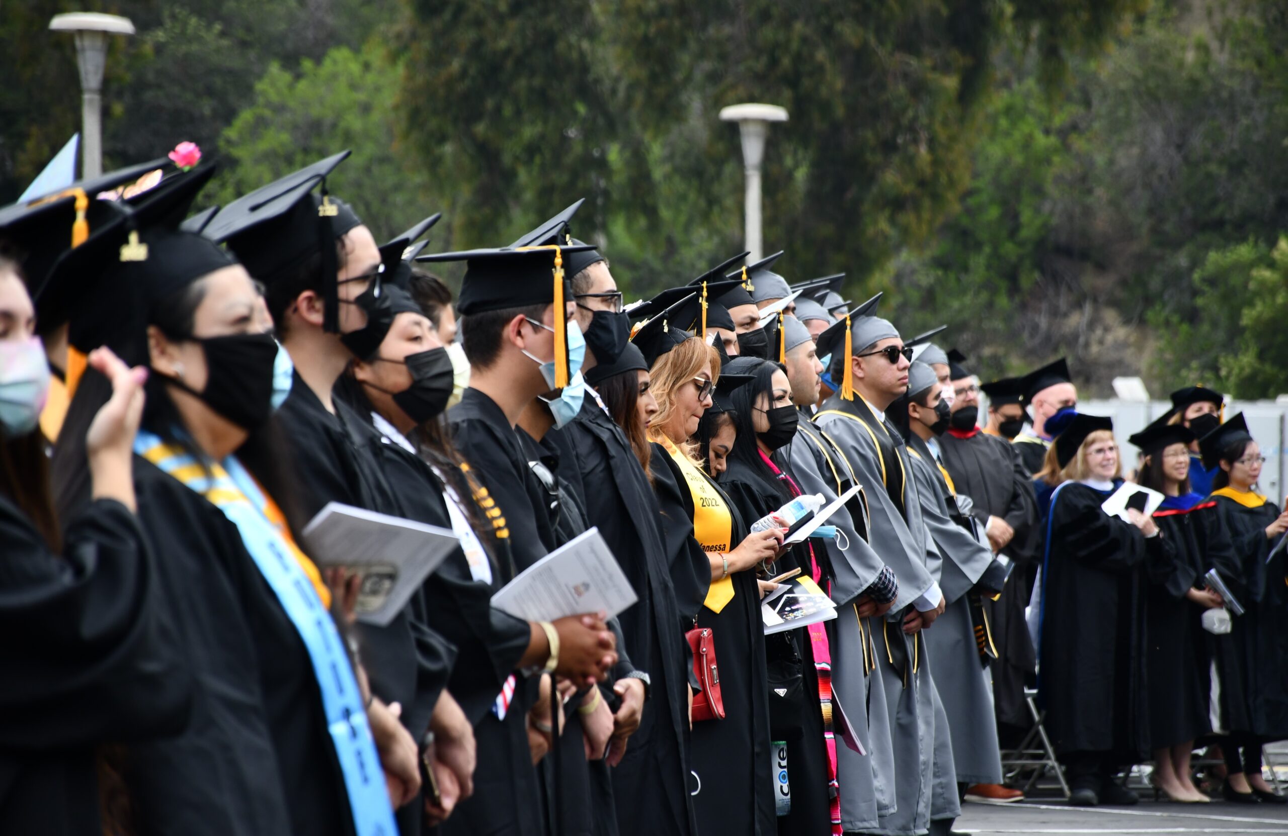 r-o-hondo-college-celebrates-academic-success-with-graduating-class-of